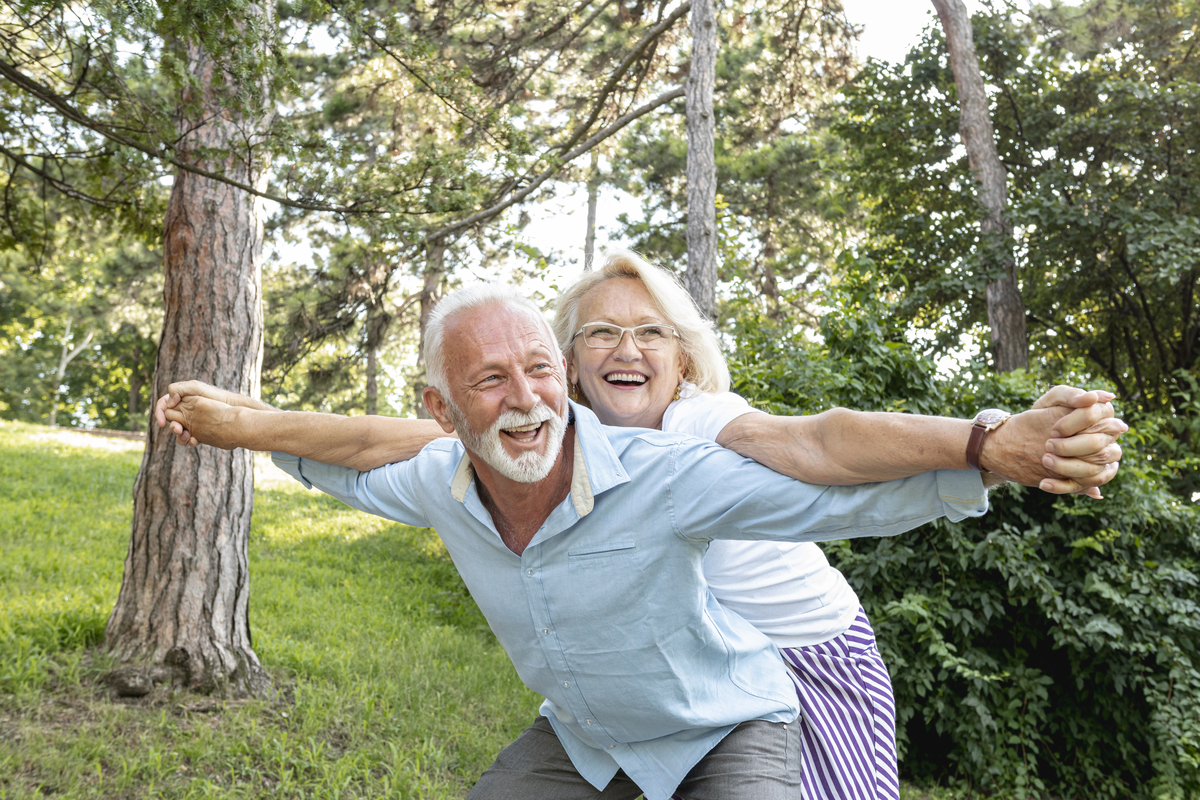 woman-man-having-fun-together (1)